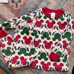 Hanna Andersson holiday pjs